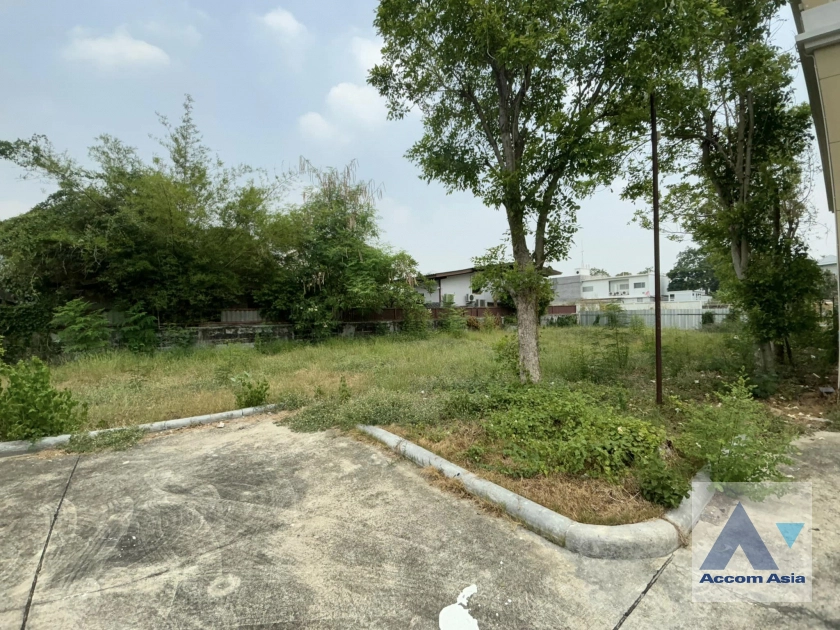 8  2 br House for rent and sale in Bang Na ,Bangkok BTS Bearing AA41571