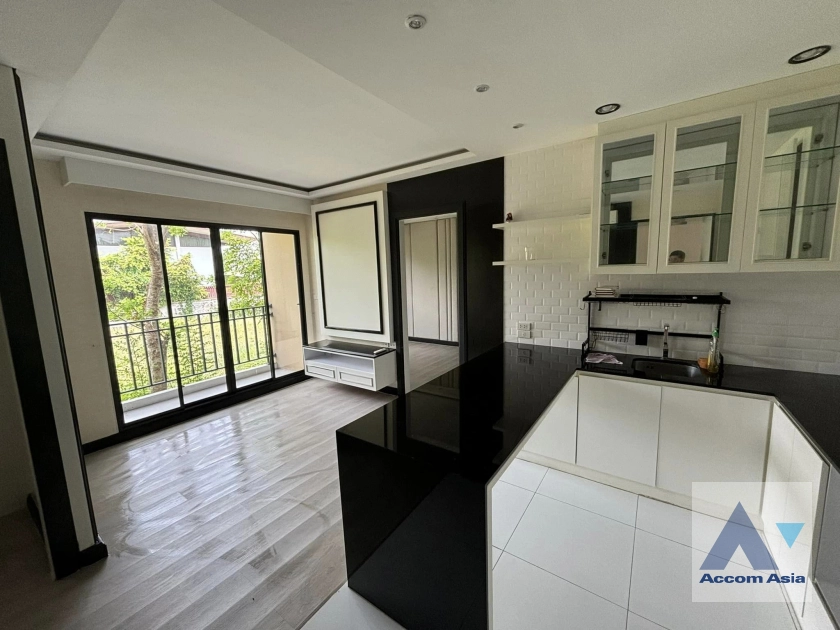 4  2 br House for rent and sale in Bang Na ,Bangkok BTS Bearing AA41571