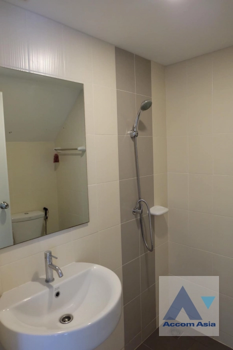 15  4 br Townhouse for rent and sale in Bang Na ,Bangkok  at Casa City Bangna AA41574