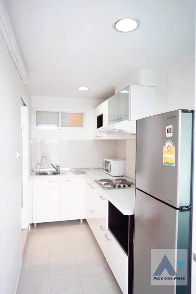 unit 2 Bedrooms  Condominium For Rent in Sukhumvit, Bangkok  near BTS Phrom Phong (AA41576)