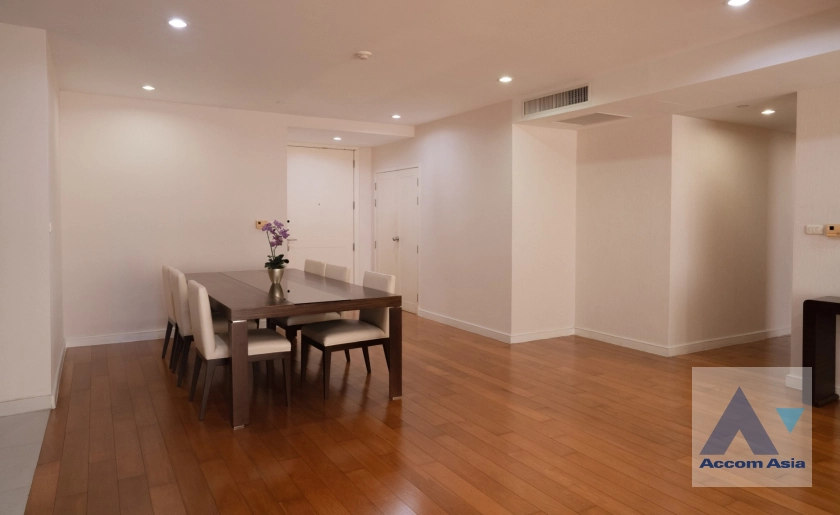 5  3 br Condominium For Rent in Ploenchit ,Bangkok BTS Sala Daeng - MRT Sam Yan at Chamchuri Square Residence AA41584