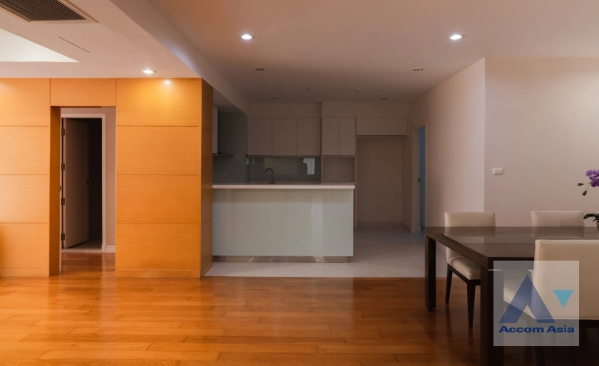 6  3 br Condominium For Rent in Ploenchit ,Bangkok BTS Sala Daeng - MRT Sam Yan at Chamchuri Square Residence AA41584