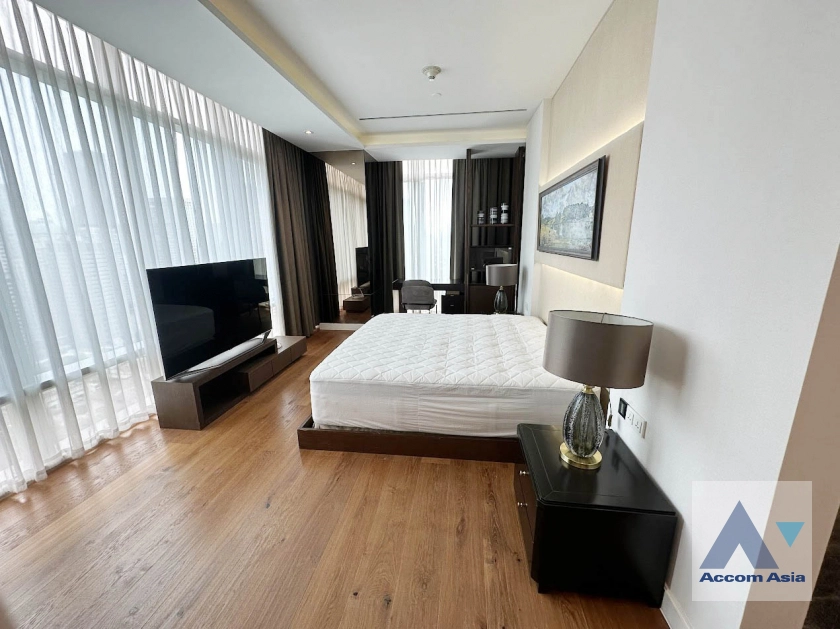 12  3 br Condominium For Sale in Ploenchit ,Bangkok BTS Ratchadamri - MRT Silom at 185 Rajadamri AA41590