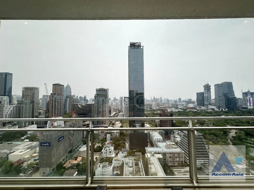 22  3 br Condominium For Sale in Ploenchit ,Bangkok BTS Ratchadamri - MRT Silom at 185 Rajadamri AA41590