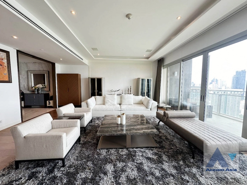  2  3 br Condominium For Sale in Ploenchit ,Bangkok BTS Ratchadamri - MRT Silom at 185 Rajadamri AA41590