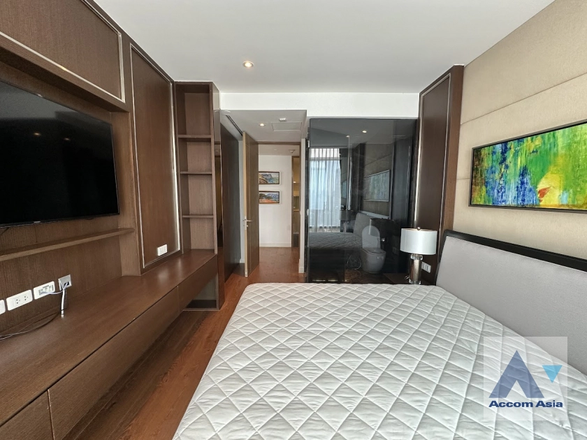 23  3 br Condominium For Sale in Ploenchit ,Bangkok BTS Ratchadamri - MRT Silom at 185 Rajadamri AA41590