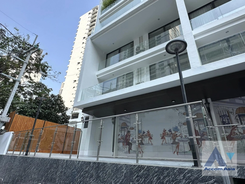 unit Retail / showroom For Rent in Sukhumvit, Bangkok  near BTS Asok (AA41593)