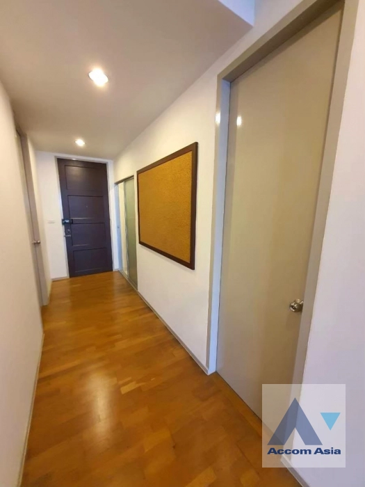 unit 2 Bedrooms  Condominium For Rent in Ratchadaphisek, Bangkok  near MRT Thailand Cultural Center (AA41597)