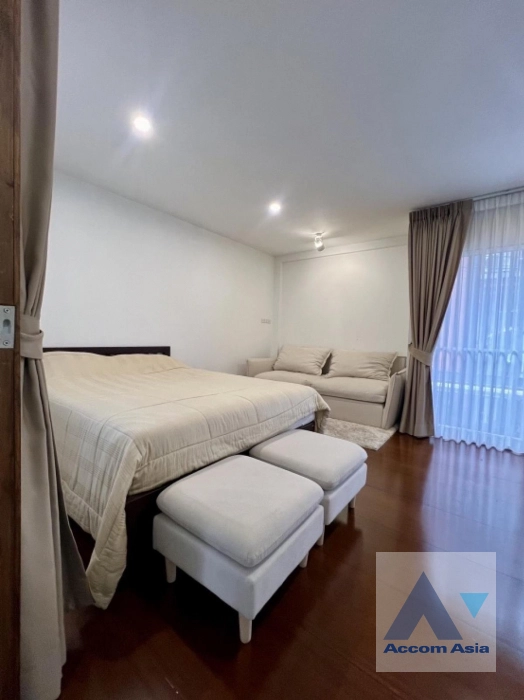 1  3 br Townhouse For Sale in Ratchadaphisek ,Bangkok MRT Ratchadaphisek AA41612