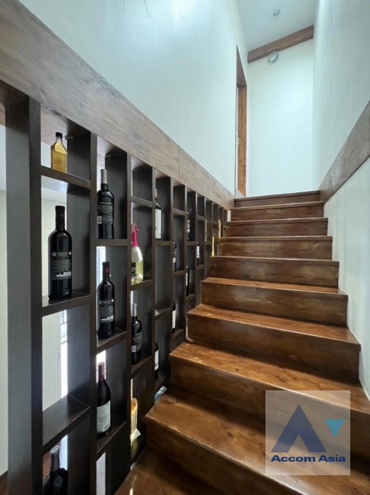6  3 br Townhouse For Sale in Ratchadaphisek ,Bangkok MRT Ratchadaphisek AA41612