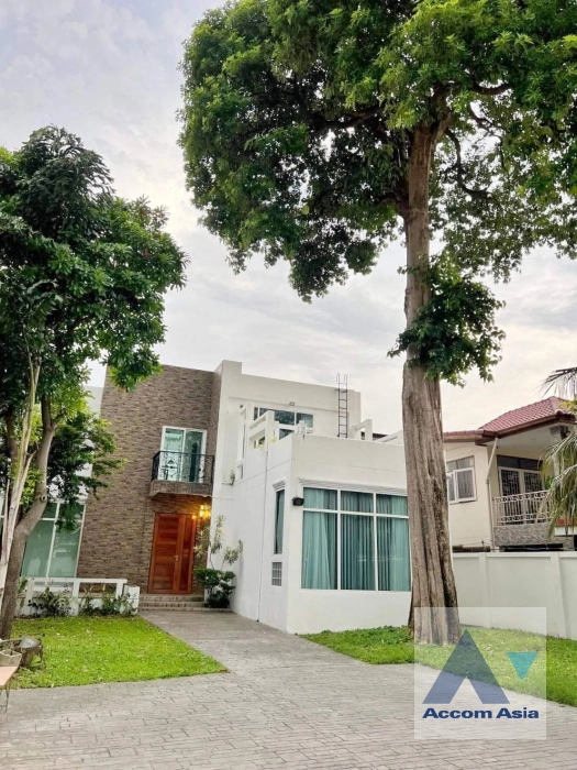 10  3 br House for rent and sale in Ratchadaphisek ,Bangkok  AA41614