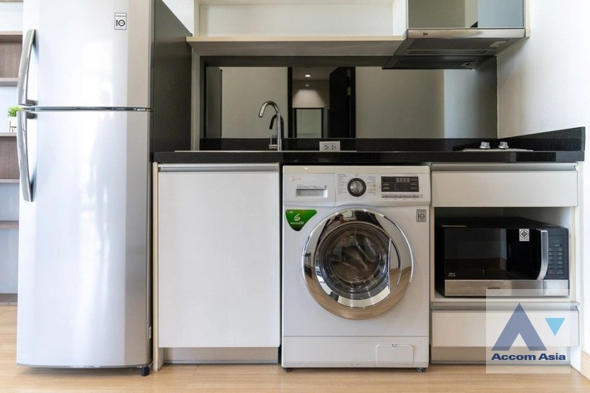 7  1 br Condominium For Rent in Sukhumvit ,Bangkok BTS Phra khanong at Sky Walk Condominium AA41625