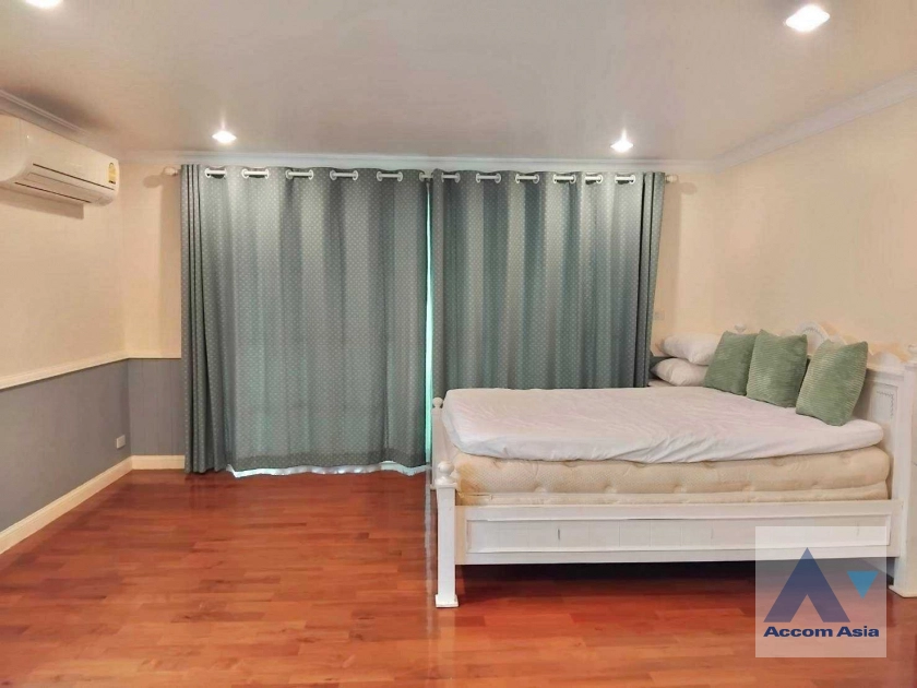 8  4 br House for rent and sale in Bang Na ,Bangkok BTS Bearing at Fantasia Villa 3  AA41631