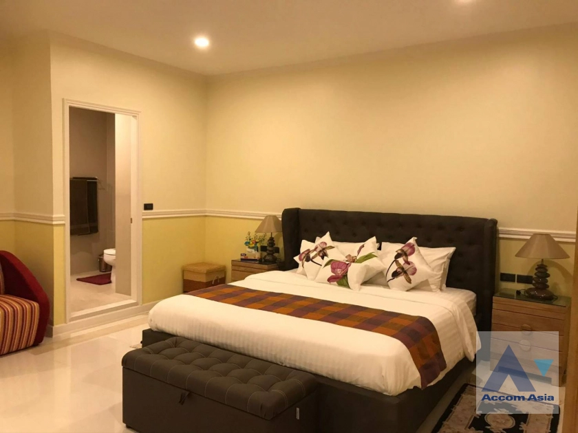 11  3 br Condominium For Rent in Charoen Nakhon ,Bangkok BTS Krung Thon Buri at Baan Sathorn Chaophraya AA41633