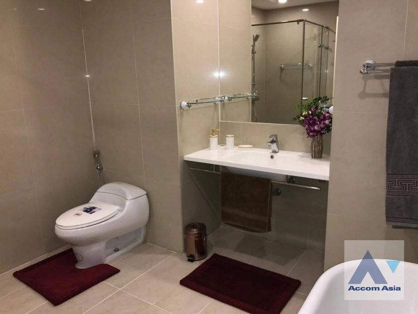 18  3 br Condominium For Rent in Charoen Nakhon ,Bangkok BTS Krung Thon Buri at Baan Sathorn Chaophraya AA41633