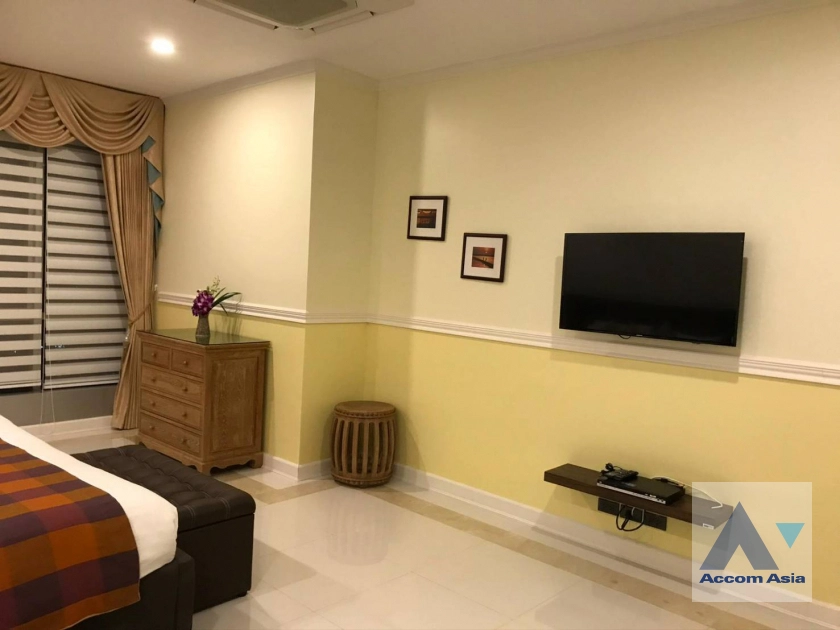 13  3 br Condominium For Rent in Charoen Nakhon ,Bangkok BTS Krung Thon Buri at Baan Sathorn Chaophraya AA41633