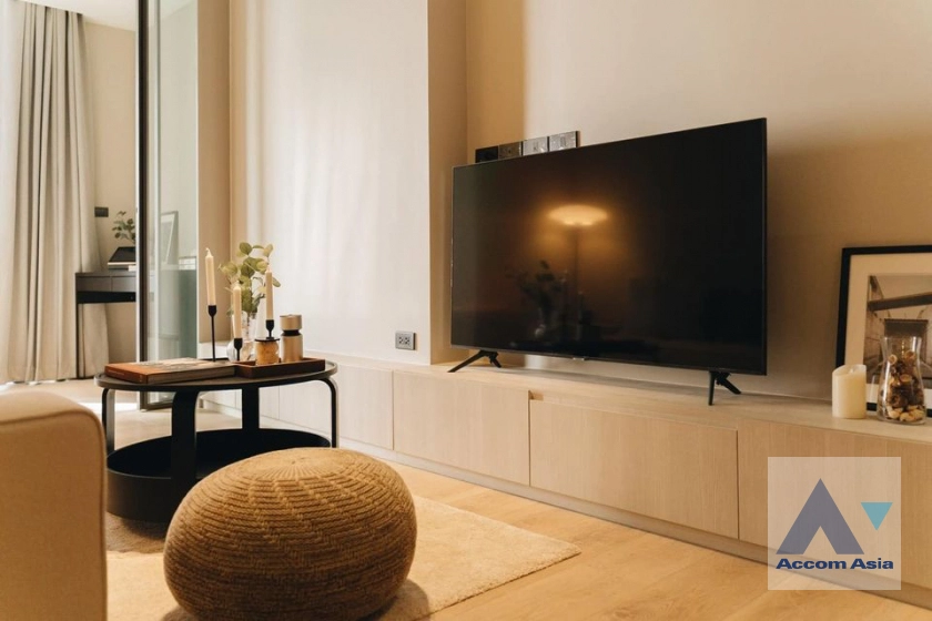 unit 1 Bedroom  Condominium For Rent in Sukhumvit, Bangkok  near BTS Ekkamai (AA41635)