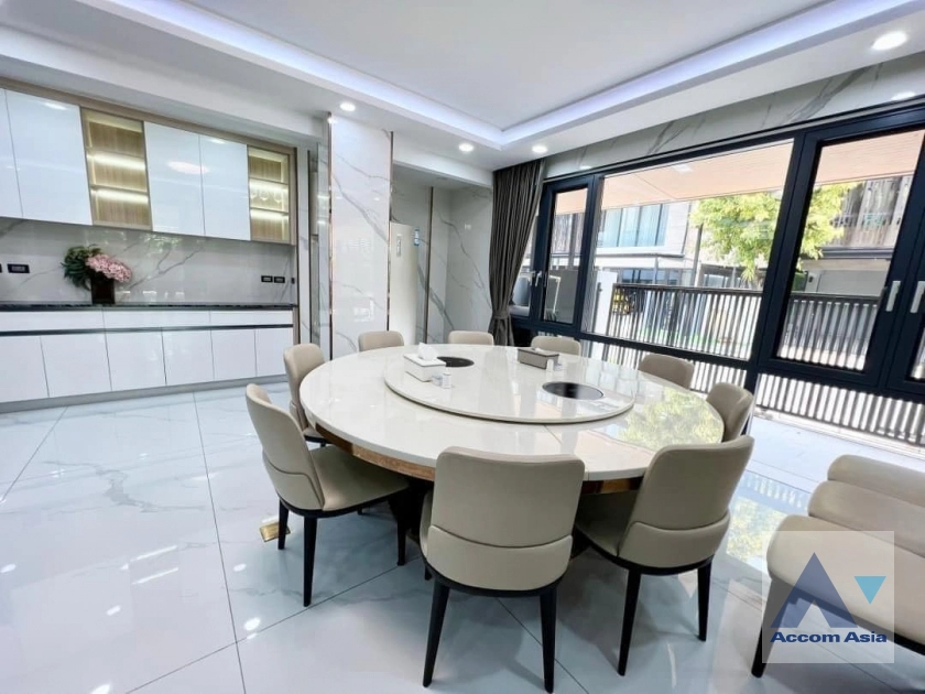 5  5 br House for rent and sale in Ratchadaphisek ,Bangkok ARL Hua Mak at Luxury Urban Home Style AA41644