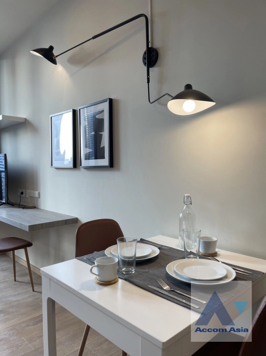 unit 1 Bedroom  Condominium For Rent & Sale in Sukhumvit, Bangkok  near BTS Phrom Phong (AA41651)