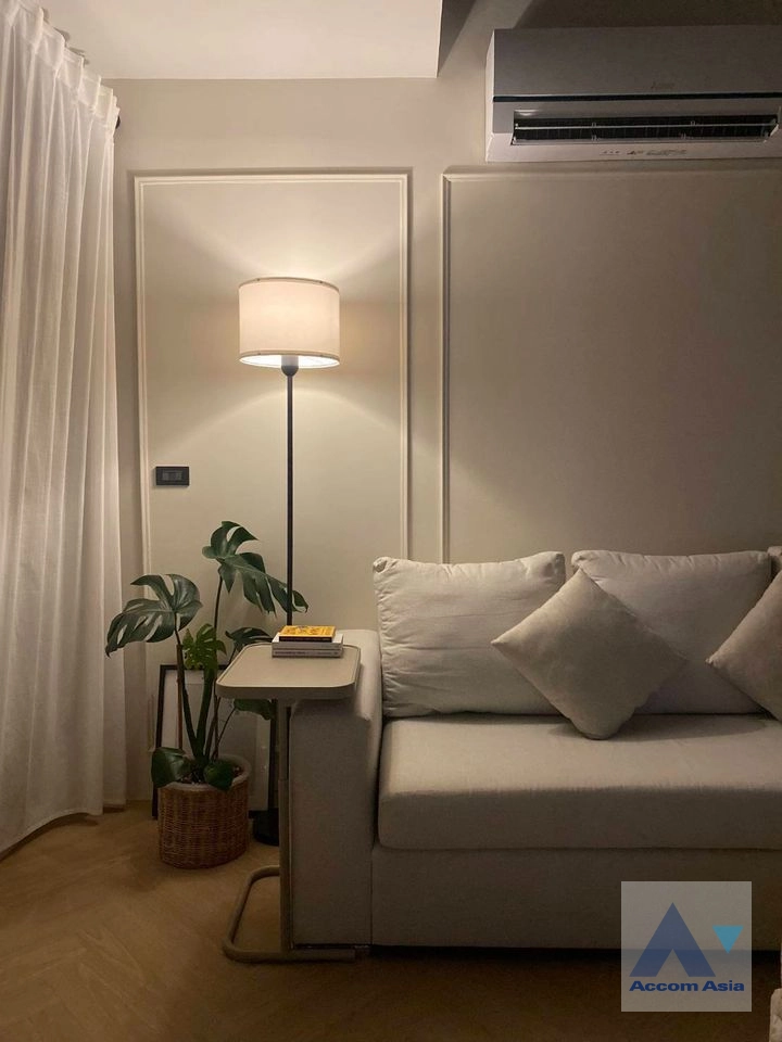 unitPet friendly |  3 Bedrooms  House For Rent in Sukhumvit, Bangkok  near BTS Phrom Phong (AA41663)