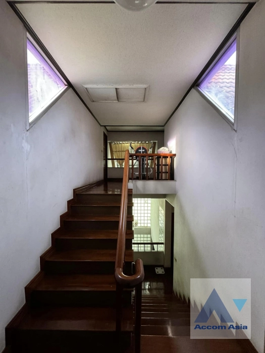 6  4 br House For Sale in Sathorn ,Bangkok  AA41671