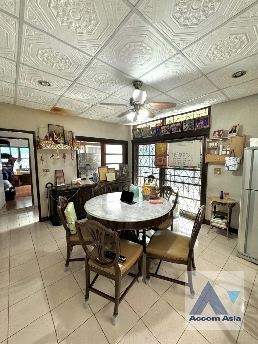 5  4 br House For Sale in Sathorn ,Bangkok  AA41671