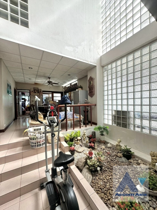 8  4 br House For Sale in Sathorn ,Bangkok  AA41671