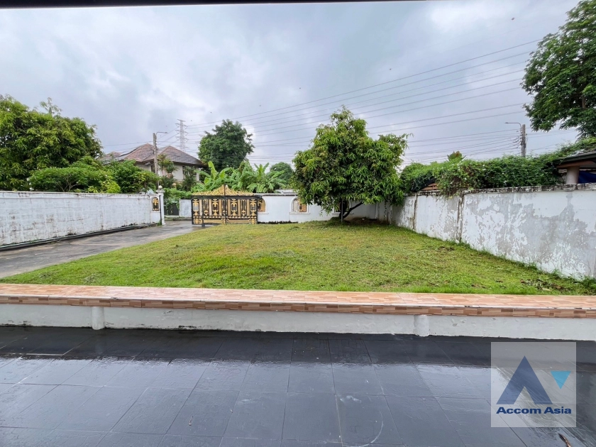 20  5 br House For Rent in Pattanakarn ,Bangkok  AA41674