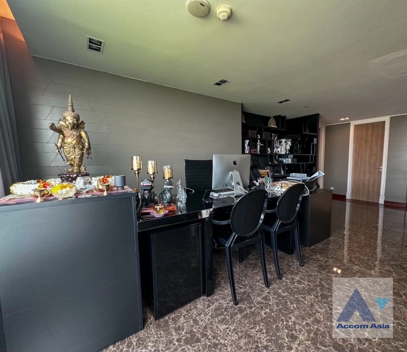 10  2 br Condominium For Sale in Charoen Nakhon ,Bangkok BTS Krung Thon Buri at WaterMark Chaophraya River AA41692