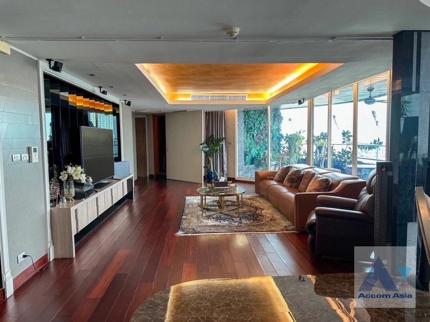  2  2 br Condominium For Sale in Charoen Nakhon ,Bangkok BTS Krung Thon Buri at WaterMark Chaophraya River AA41692