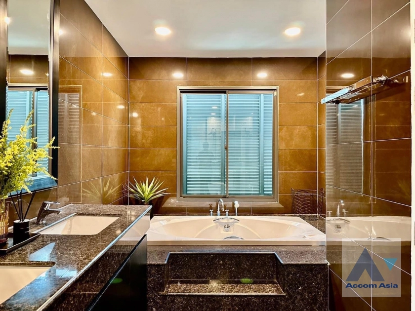 29  5 br House for rent and sale in Samutprakan ,Samutprakan ARL Ratchaprarop at Perfect Masterpiece Sukhumvit 77 AA41694