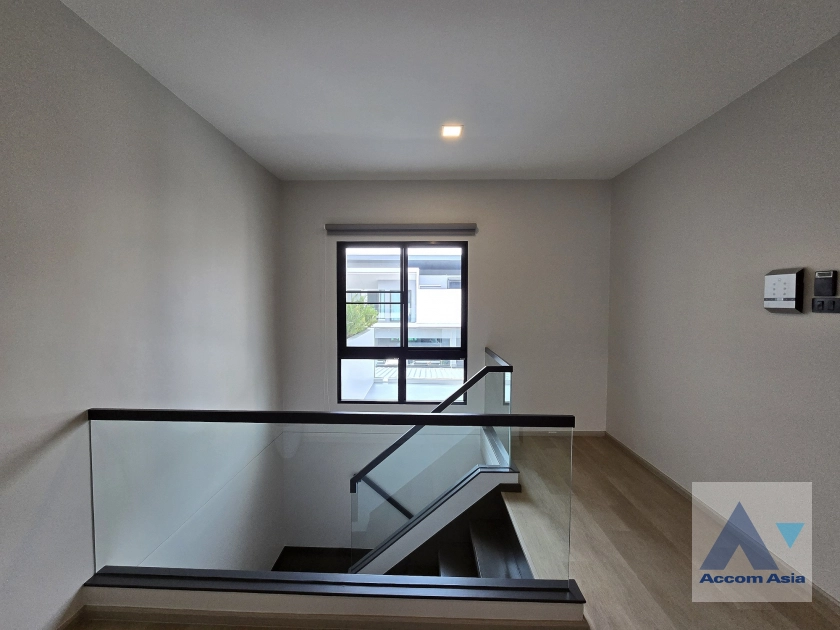 14  3 br Townhouse For Rent in Bang Na ,Bangkok  at Vive Bangna km.7 AA41696