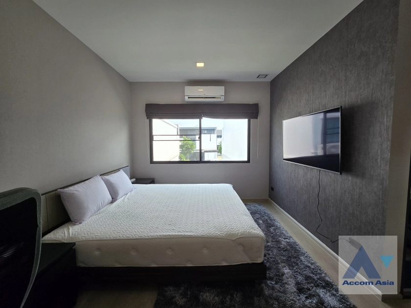 27  3 br Townhouse For Rent in Bang Na ,Bangkok  at Vive Bangna km.7 AA41696