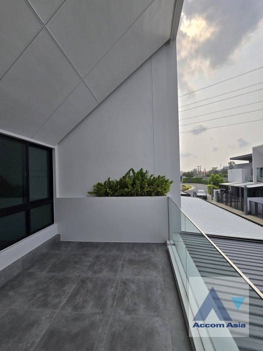 39  3 br Townhouse For Rent in Bang Na ,Bangkok  at Vive Bangna km.7 AA41696