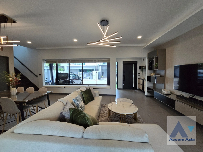 4  3 br Townhouse For Rent in Bang Na ,Bangkok  at Vive Bangna km.7 AA41696