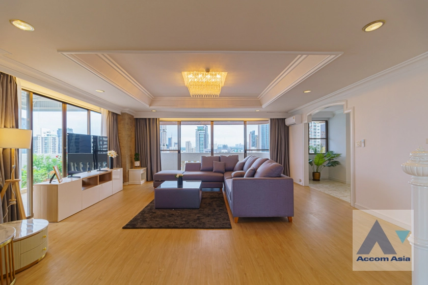 unitHuge Terrace, Duplex Condo, Penthouse |  4 Bedrooms  Apartment For Rent in Sukhumvit, Bangkok  near BTS Phrom Phong (AA41703)