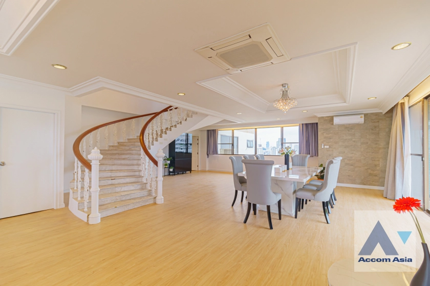 8  4 br Apartment For Rent in Sukhumvit ,Bangkok BTS Phrom Phong at Pet friendly - High rise Apartment in Phrom Phong AA41703