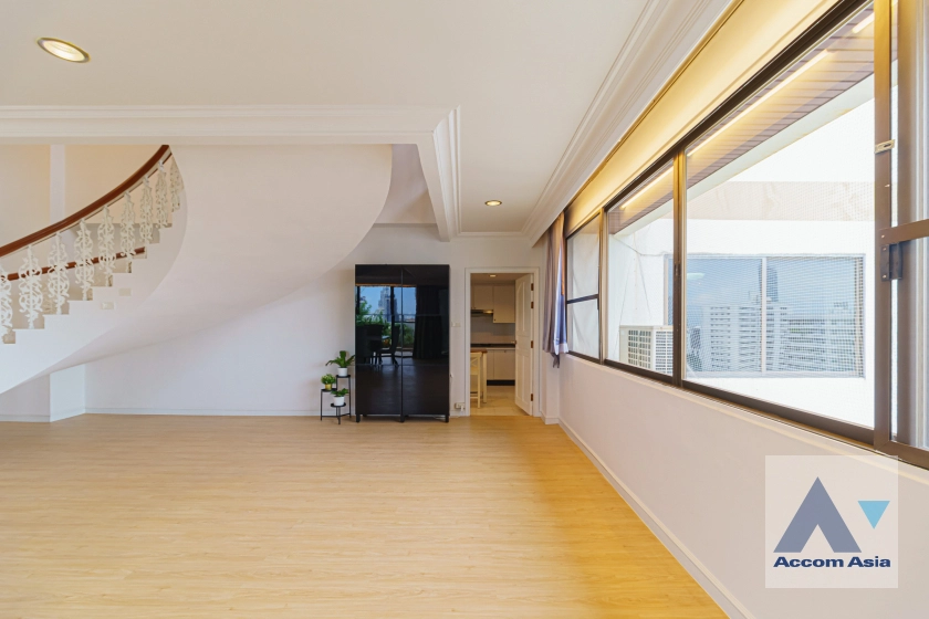 9  4 br Apartment For Rent in Sukhumvit ,Bangkok BTS Phrom Phong at Pet friendly - High rise Apartment in Phrom Phong AA41703