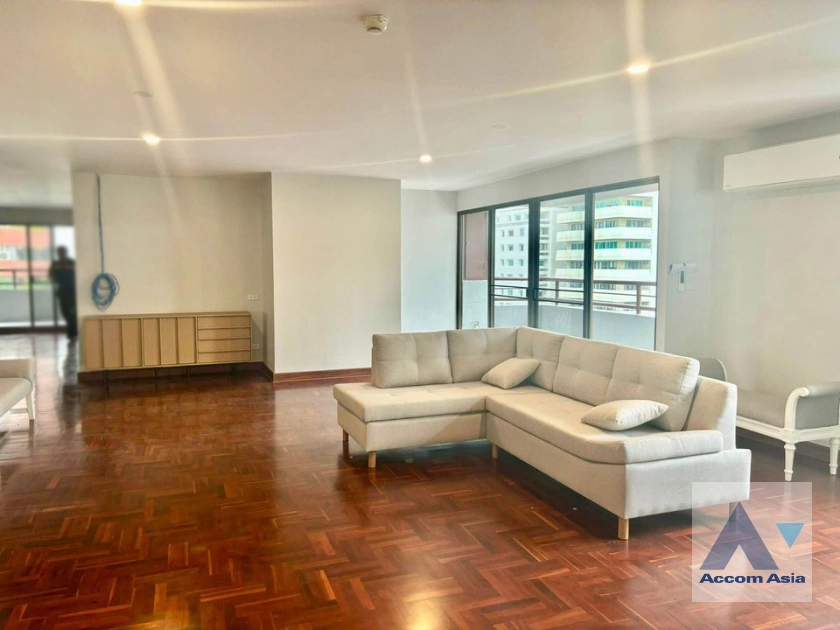 Fully Furnished, Pet friendly | Liberty Park I Condominium  3 Bedroom for Sale & Rent MRT Sukhumvit in Sukhumvit Bangkok