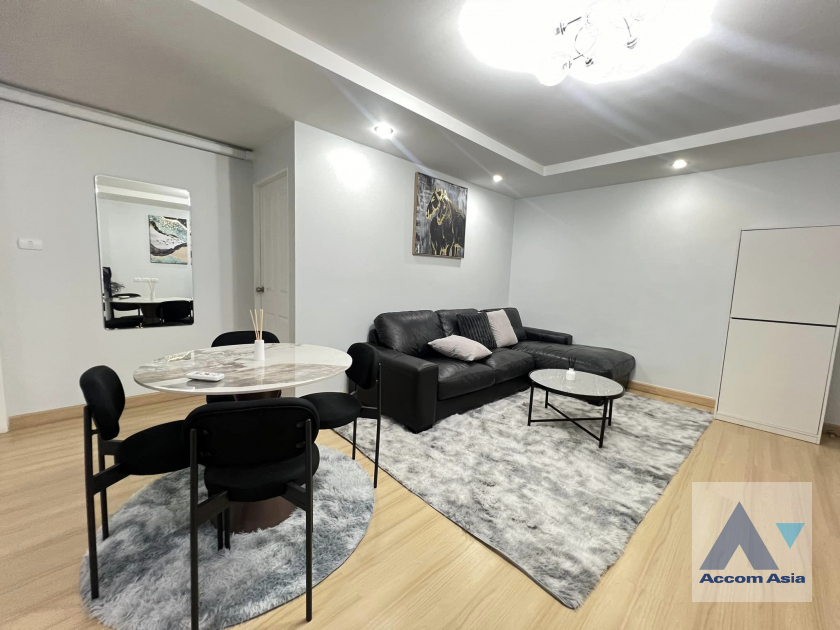 5  2 br Condominium For Rent in Ratchadaphisek ,Bangkok MRT Sutthisan at Happy condo Ratchada 18 AA41716