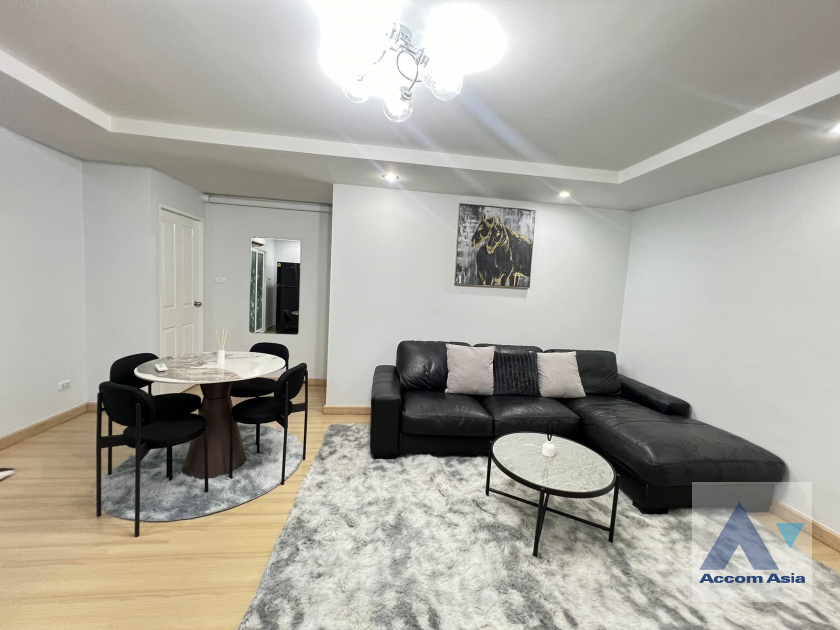  Happy condo Ratchada 18 Condominium  2 Bedroom for Rent MRT Sutthisan in Ratchadaphisek Bangkok