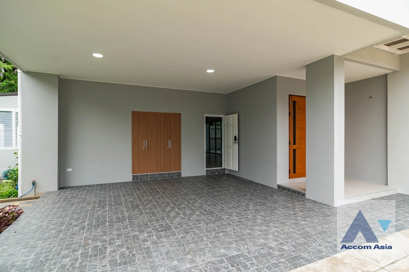 6  4 br House for rent and sale in New Phetchaburi ,Bangkok MRT Phetchaburi AA41732