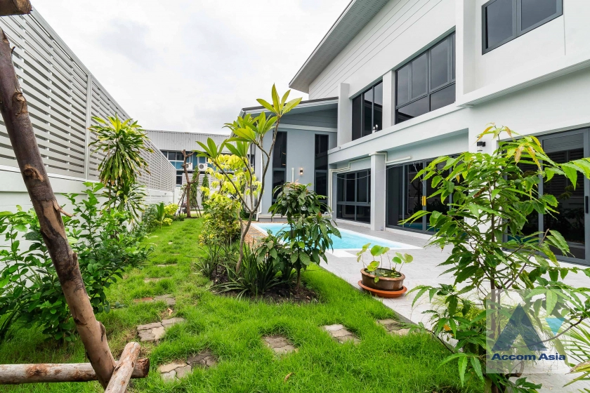 9  4 br House for rent and sale in New Phetchaburi ,Bangkok MRT Phetchaburi AA41732