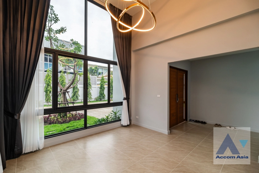 10  4 br House for rent and sale in New Phetchaburi ,Bangkok MRT Phetchaburi AA41732