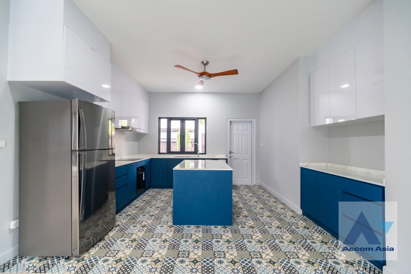 15  4 br House for rent and sale in New Phetchaburi ,Bangkok MRT Phetchaburi AA41732