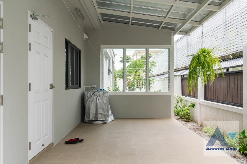 18  4 br House for rent and sale in New Phetchaburi ,Bangkok MRT Phetchaburi AA41732
