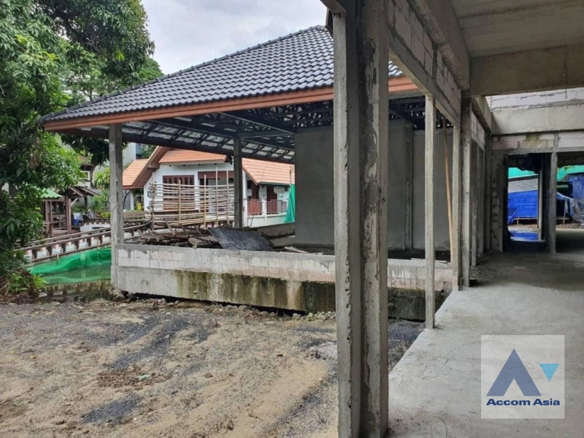 7  8 br House For Sale in Sukhumvit ,Bangkok BTS Thong Lo AA41740