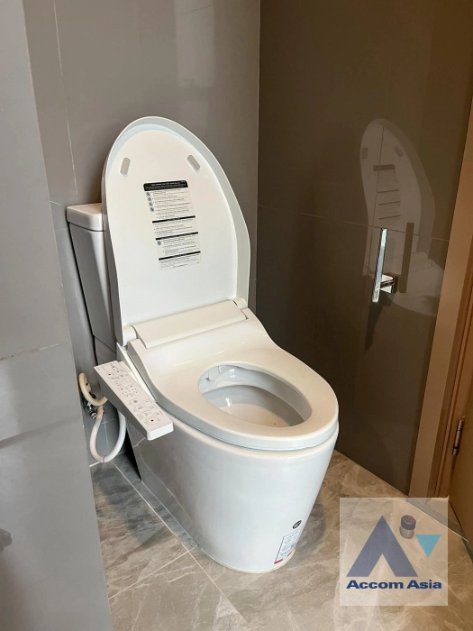 7  1 br Condominium for rent and sale in Sukhumvit ,Bangkok  at Kawa Haus AA41743