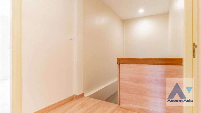 9  3 br Townhouse For Rent in Sukhumvit ,Bangkok BTS Phrom Phong at KLANG Nivas AA41750