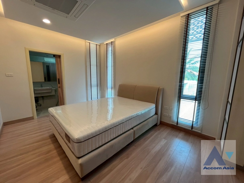 12  3 br Townhouse For Rent in Sukhumvit ,Bangkok BTS Phrom Phong at KLANG Nivas AA41750